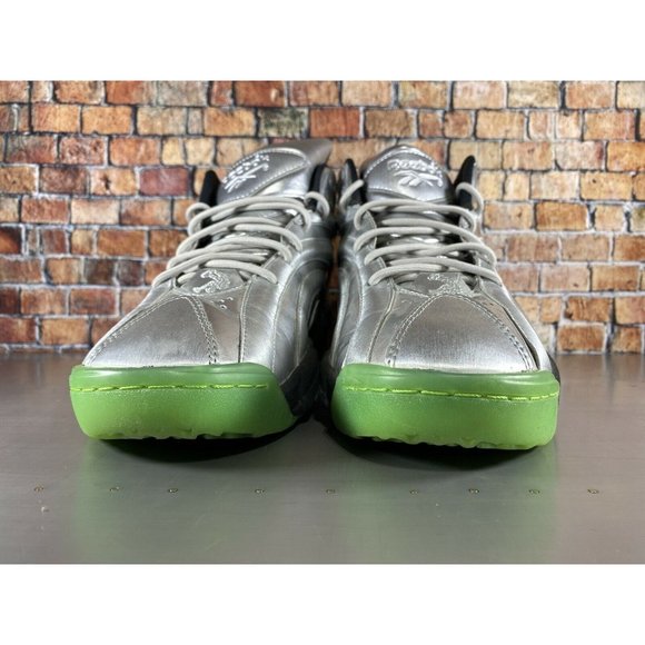 Size 12 - Reebok Shaqnosis Moss Silver (Near DS) - Picture 2 of 10